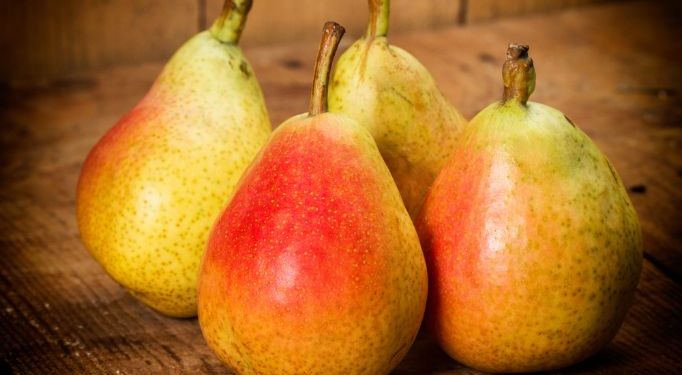 Why is it Good to Eat Red Pears?