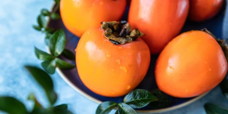 Why is it Good to Eat Persimmons?