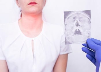 What Are Epiglottitis Symptoms?