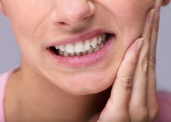 Facial Pain Symptoms and Causes