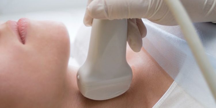 Thyroid Cancer Symptoms and Treatment