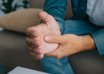 Acrocyanosis Symptoms