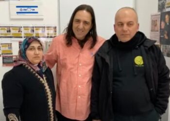 أورن زريف ساعد مريضة على التغلّب على آلام الرجلين واليدين والرقبة والظهر