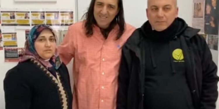 أورن زريف ساعد مريضة على التغلّب على آلام الرجلين واليدين والرقبة والظهر