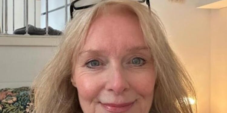 A New Chapter After Adrenal Cancer: Janice Shares Her Healing Journey With Oren Zarif’s Energetic Treatment